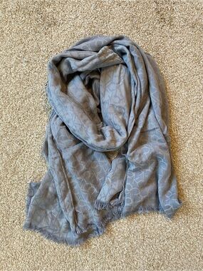 2010s Calvin Klein Gray Patterned Scarf